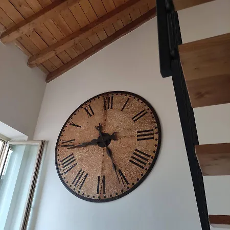 La Corte Dell'orologio *